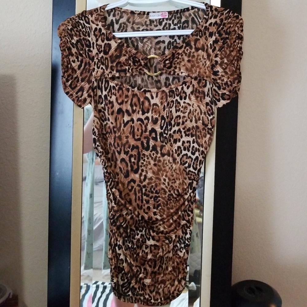 Leopard top